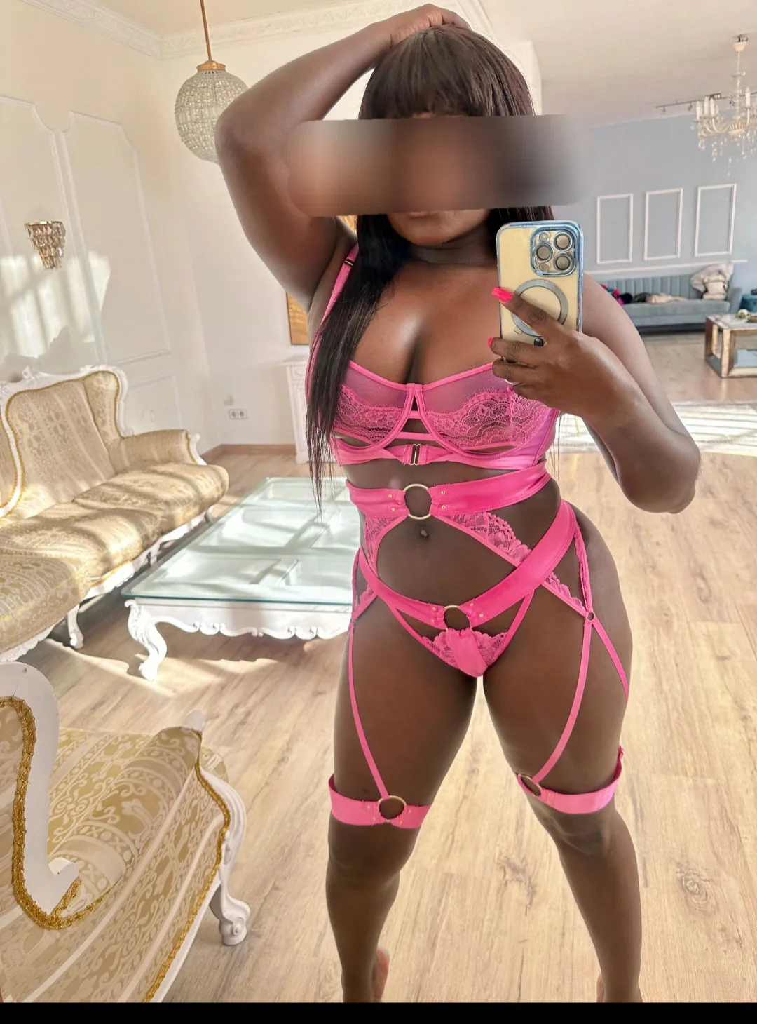 Kaya escort Manchester